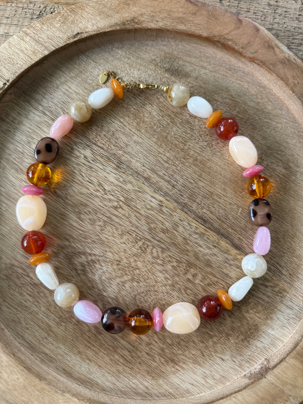Ketting acrylkralen