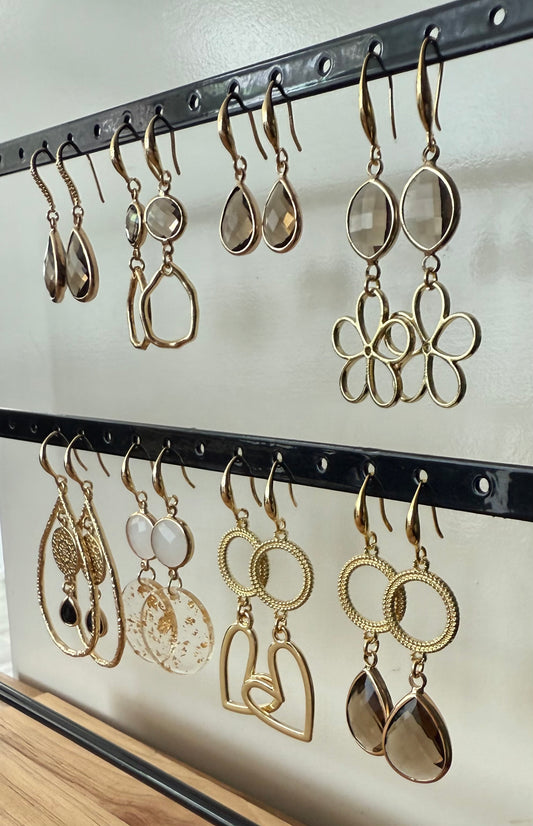 Bruine doorzichtige druppel