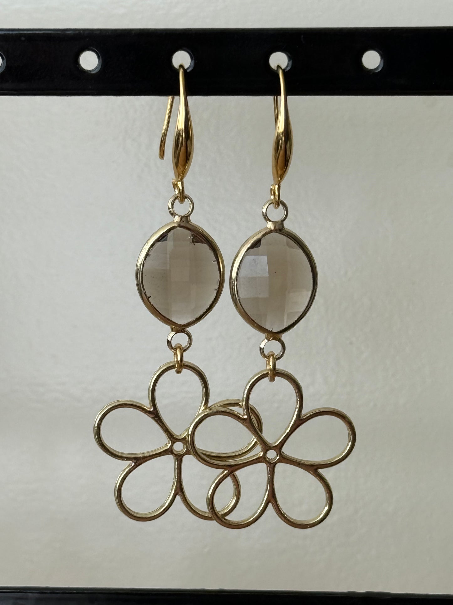 Bloem (open) met doorzichtige steen