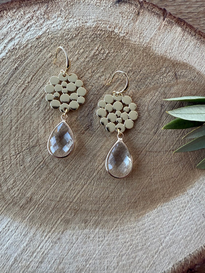 Grote connector met doorzichtige facetsteen