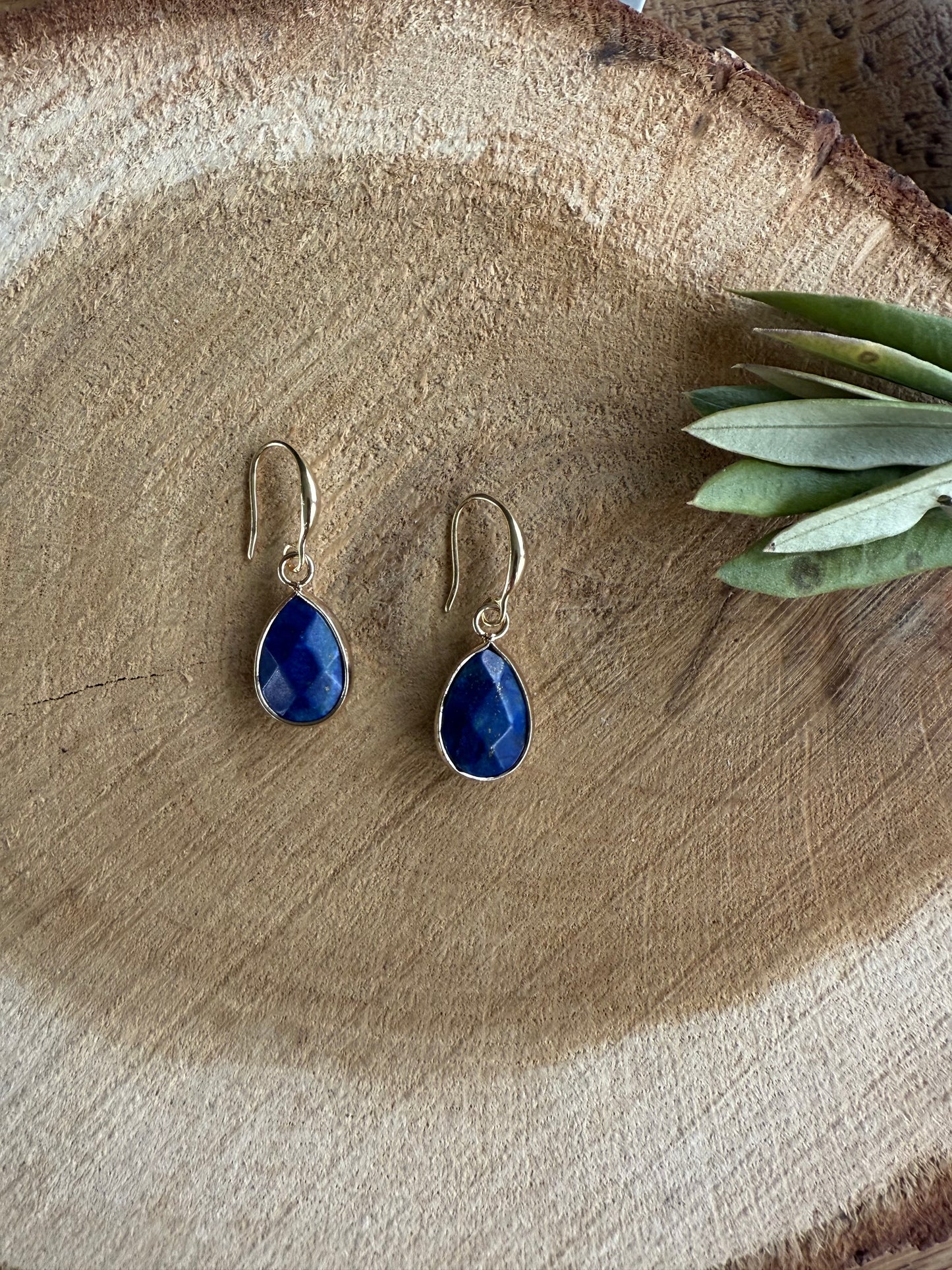 Kleine blauwe natuursteen