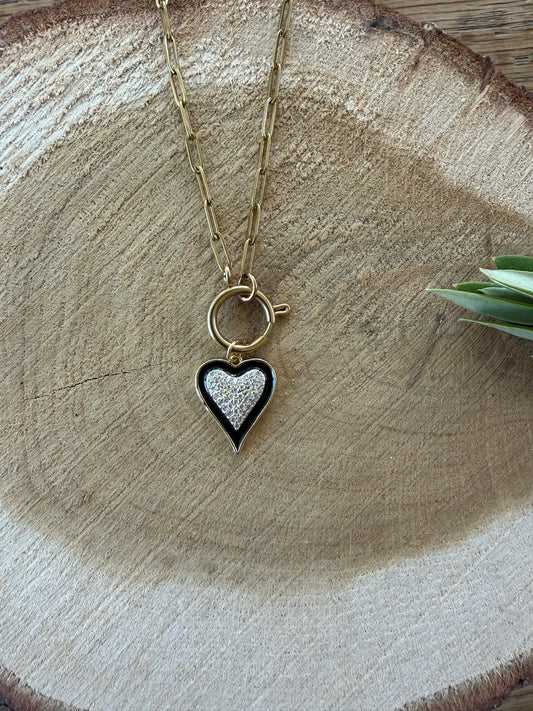 Ketting met zwart hartje