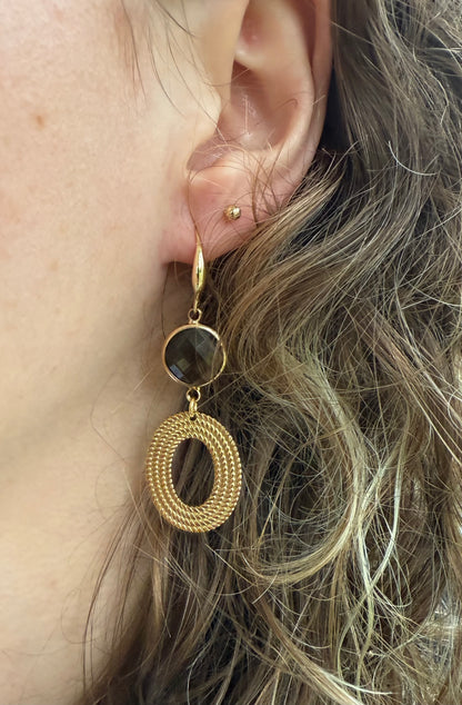 Doorzichtige bruine facetsteen met luxe open hanger