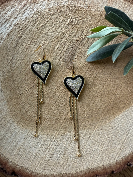 Zwart hartje met ketting