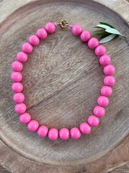 16 mm acryl kralenketting licht roze