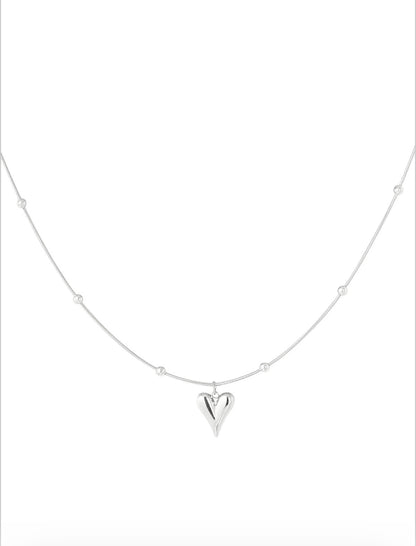 Zilverkleurig ketting met klein hartje