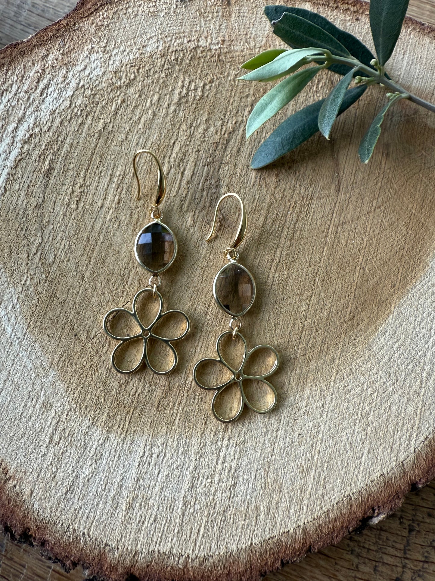 Bloem (open) met doorzichtige steen