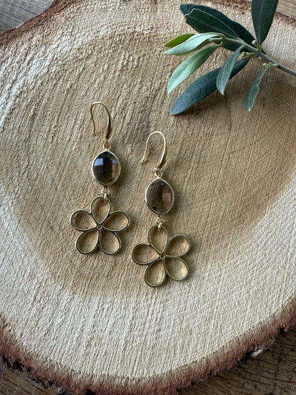 Bloem (open) met doorzichtige steen