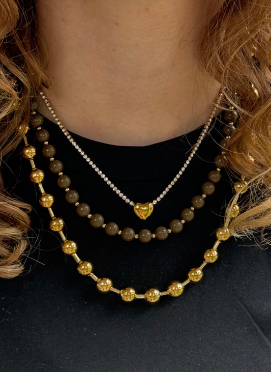 Ketting met strass steentjes met een vast hartje