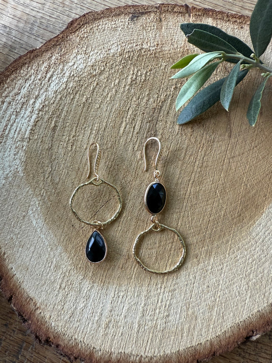 Asymmetrische, zwart met gehamerde ring
