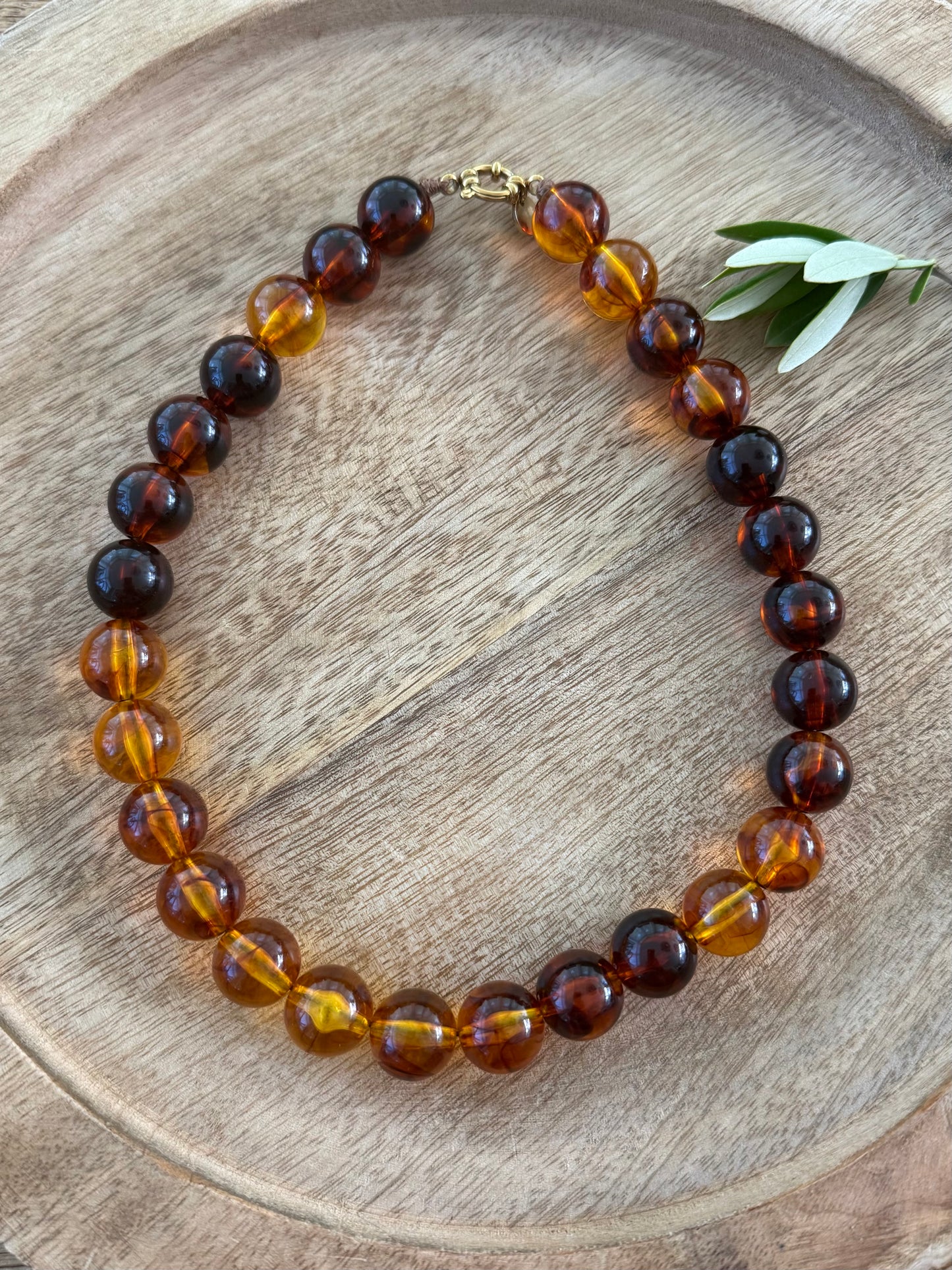 16 mm acryl kralenketting doorzichtig bruin