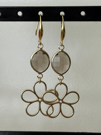 Bloem (open) met doorzichtige steen