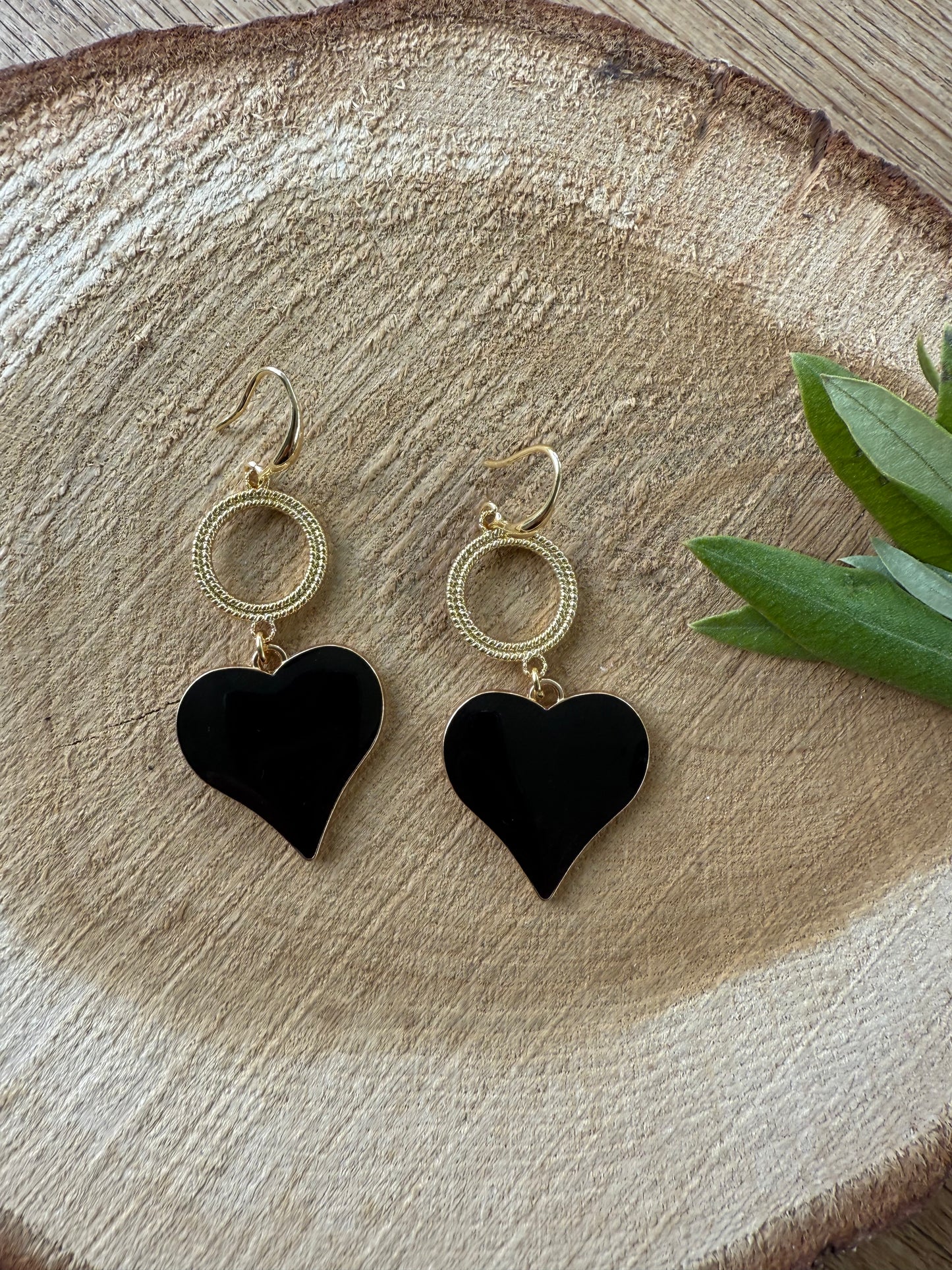 Zwart hart aan open connector